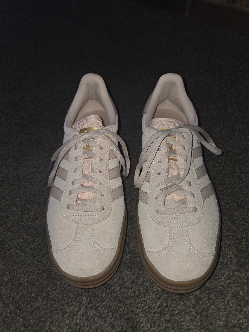 Adidas Women's Light Pink Suede Sneakers with Gum Sole Kids 6.5/Womens 7.5